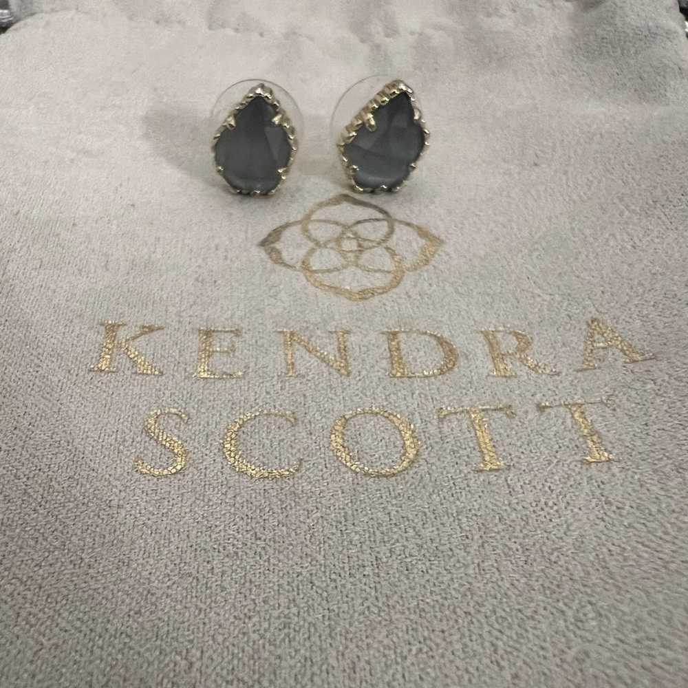 Kendra Scott Tessa Charcoal and Gold Earrings